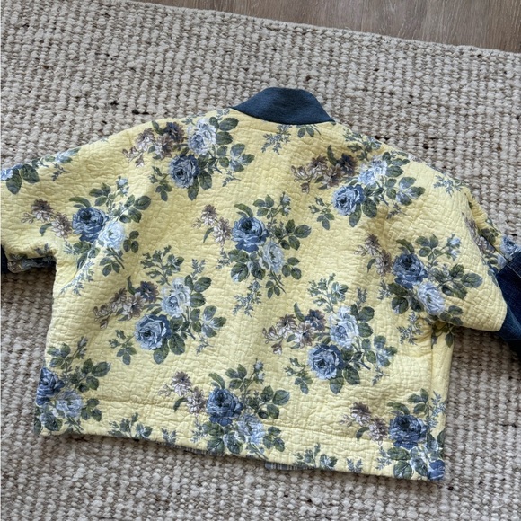 Quilted Jacket - Picture 6 of 8